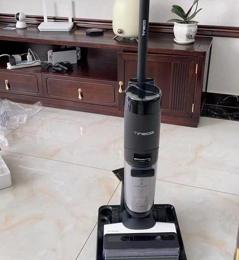 添可vs戴森吸尘器：对比测评，看谁更胜一筹