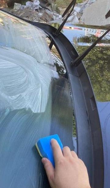 汽车玻璃油膜去除技巧盘点