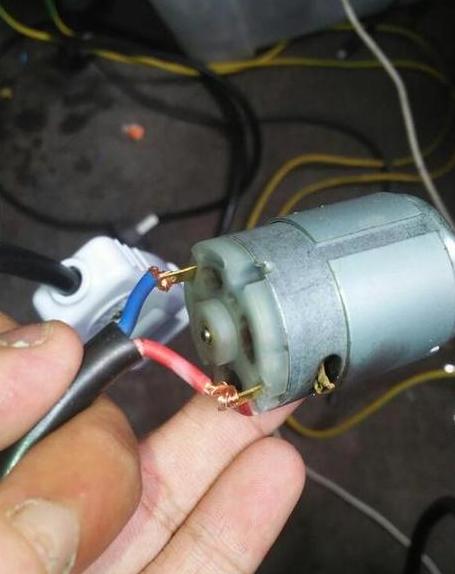 55kW电机启动：直启可行？软启动与电抗器考量
